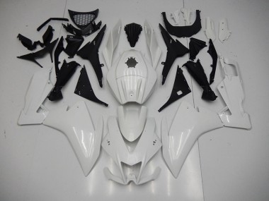 2011-2018 Weiß RS4 50 125 Motorrad Verkleidung